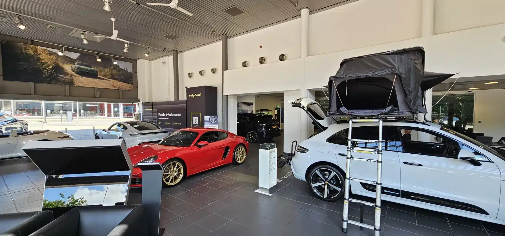 Car showroom decorating